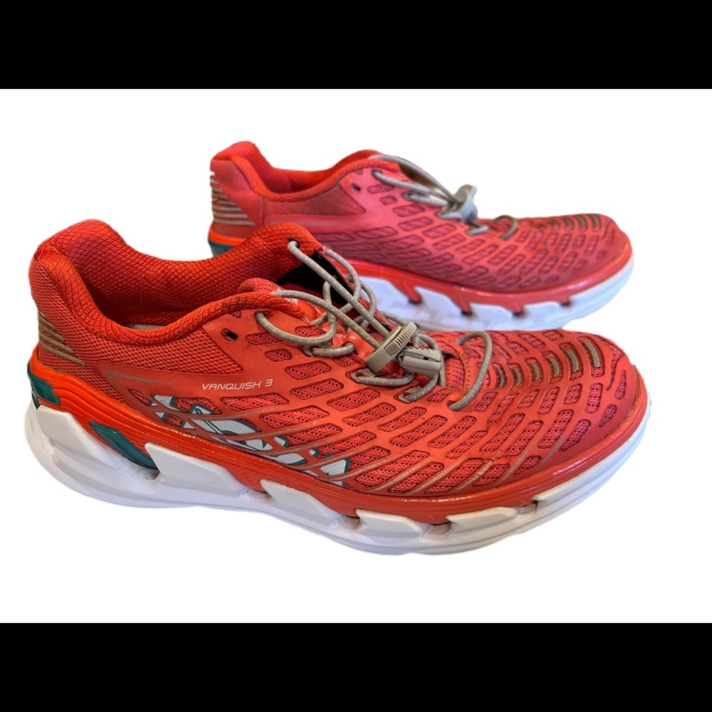 Hoka One One Womens Vanquish 3 Running Shoes Size 8  Salmon